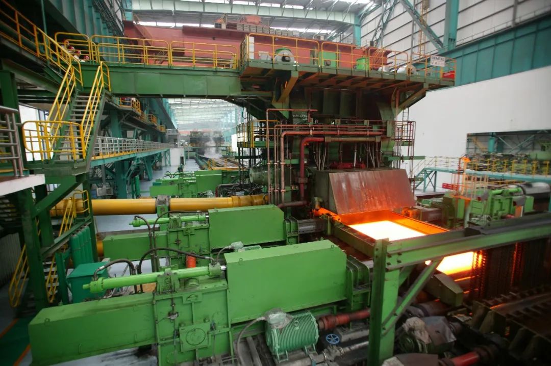 河鋼舞鋼公司研發的新產品抗HIC腐蝕、大厚度超低溫用鋼09MnNiDR（HIC）鋼板全部交付客戶，回廠復檢性能100%合格，獲得用戶高度評價